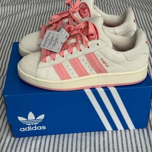 Adidas Campus Sneakers in Cream and Pink
